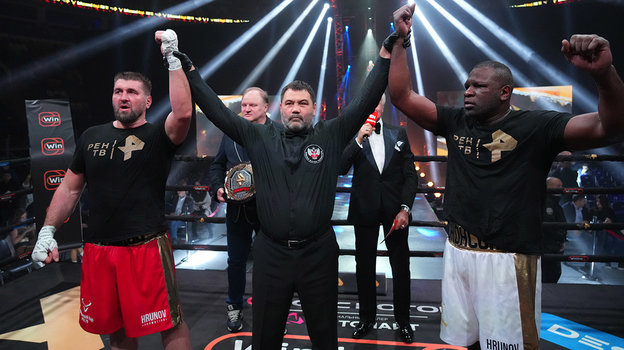 Виталий Минаков и Кевин Джонсон. Виталий Минаков и Кевин Джонсон.