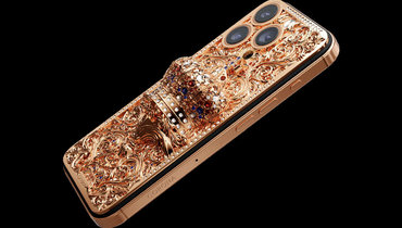 Золотой айфон.