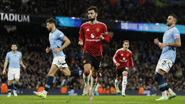 «МЮ» вырвал победу в дерби за две минуты! «Сити» вылетел из топ-4, Гвардиола — в шоке