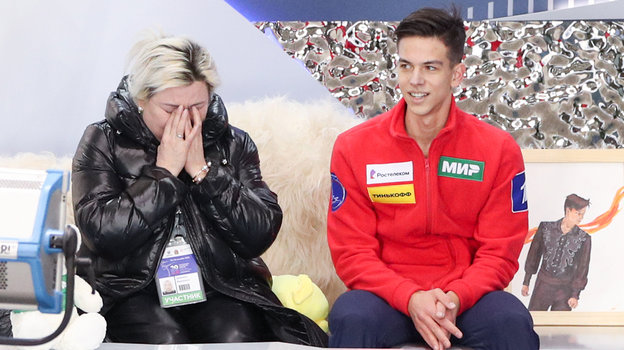 Вероника Дайнеко и Петр Гуменник. Тренер Вероника Дайнеко и фигурист Петр Гуменник