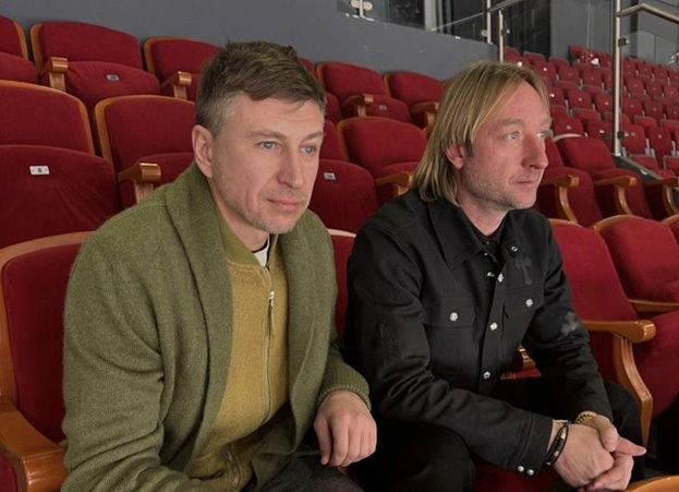 Алексей Ягудин и Евгений Плющенко. Фигуристы Алексей Ягудин и Евгений Плющенко.