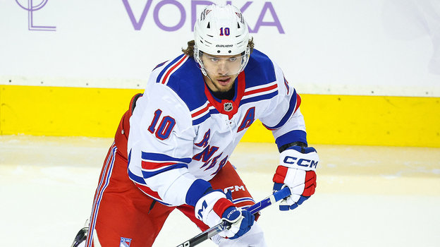 Артемий Панарин. Нападающий «Рейнджерс» Артемий Панарин.