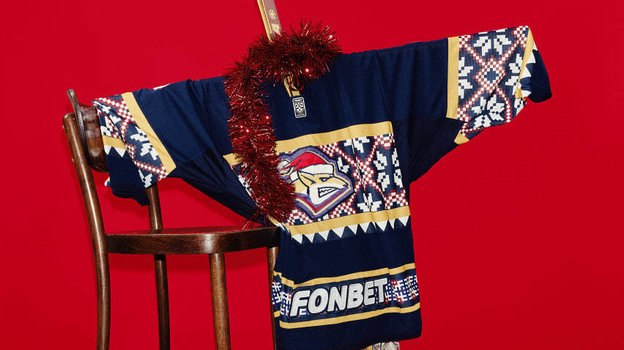 Игровая джерси для новогодних матчей.