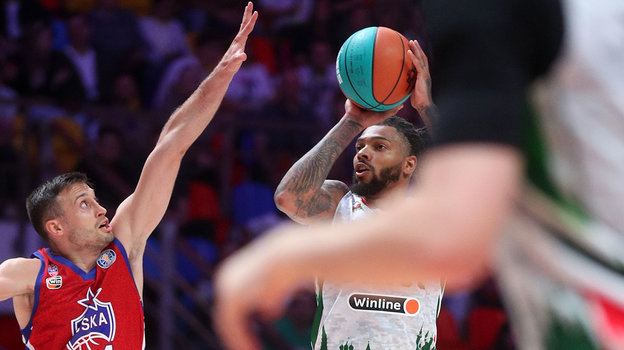 Алекса Аврамович против Девона Акуны-Перселла. Алекса Аврамович против Девона Акуны-Перселла. ЦСКА — УНИКС (71:55)