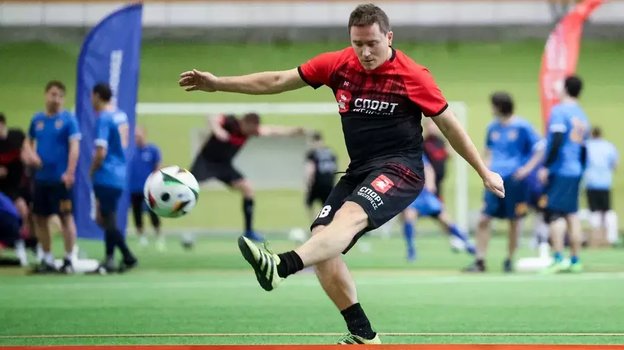 Алексей Пахомов.