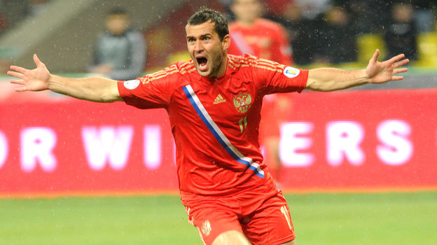 Александр Кержаков празднует гол в матче Россия — Португалия (1:0). Футболист Александр Кержаков празднует гол в матче Россия — Португалия (1:0). 12 октября 2012 года. Москва.