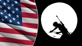 Флаг США и биатлонист во время гонки