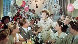 Кадр из фильма «Карнавальная ночь», реж. Эльдар Рязанов/ Госкино