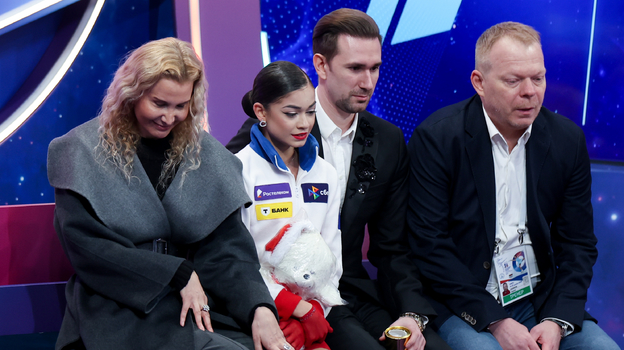 Этери Тутберидзе, Аделия Петросян, Даниил Глейхенгауз, Сергей Дудаков.