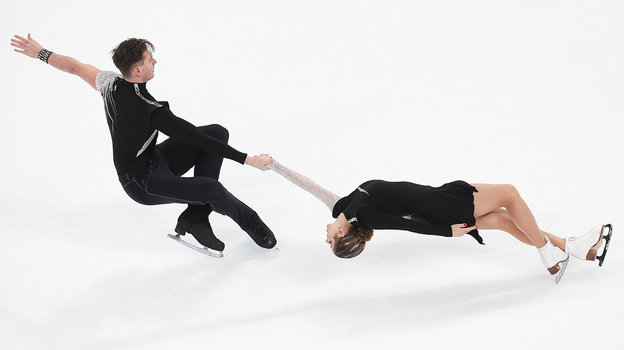 Анастасия Мишина и Александр Галлямов. Фигуристы Анастасия Мишина и Александр Галлямов.