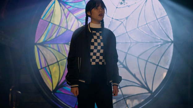 Кадр из сериала «Уэнсдэй» / реж. Тим Бёртон, Пако Кабесас и др. / Netflix