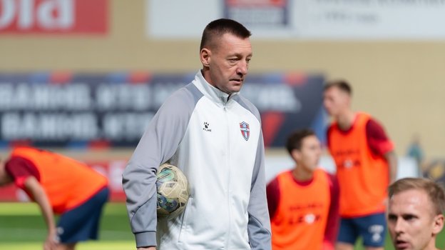 Главный тренер «Енисея» Андрей Тихонов.