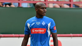 Полузащитник «Динамо Мх» Эгаш Касинтура.