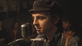 Кадр из фильма «Боб Дилан: Никому не известный», реж. Джеймс Мэнголд/ Searchlight Pictures