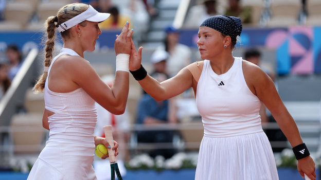 Мирра Андреева и Диана Шнайдер. Теннисистки Мирра Андреева и Диана Шнайдер