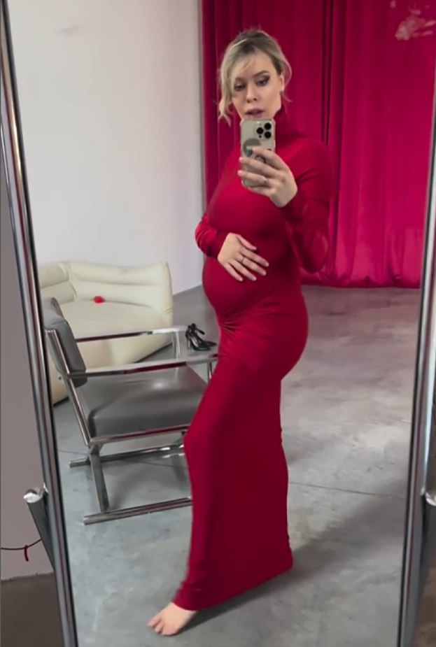 Анна Погорилая. Фигуристка Анна Погорилая