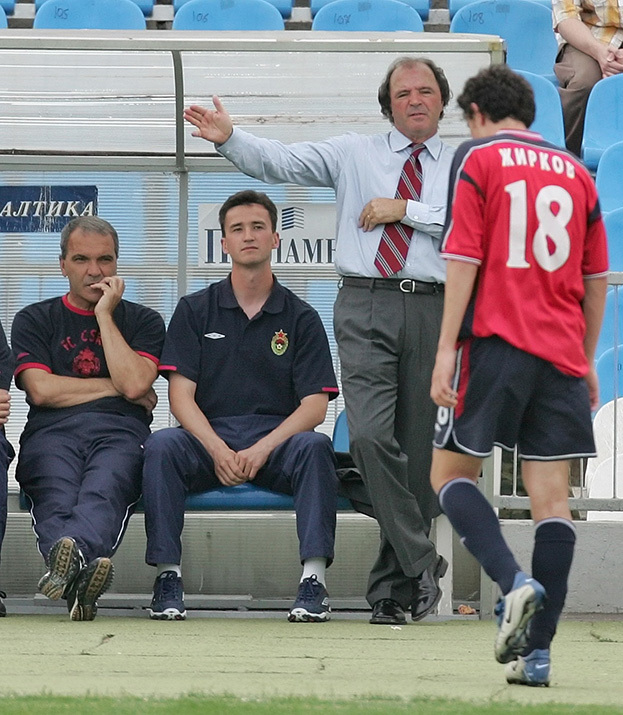 Артур Жорже и Юрий Жирков. 2004 год. Тренер Артур Жорже и футболист Юрий Жирков. 2004 год.