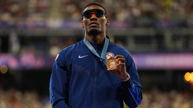 Фред Керли с бронзовой медалью Олимпиады-2024.