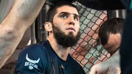 Боец Ислам Махачев.