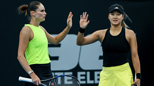 Александра Панова и Го Ханьюй. Теннисистки Александра Панова и Го Ханьюй