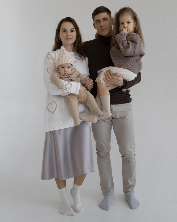 Эдуард и Дарья Латыповы с детьми.