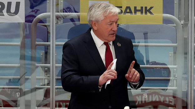 Михаил Кравец. Гланвый тренер «Куньлуня» Михаил Кравец