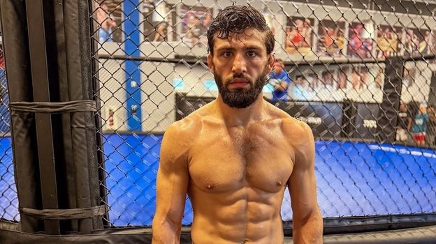 Арман Царукян.