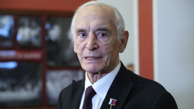 Василий Лановой