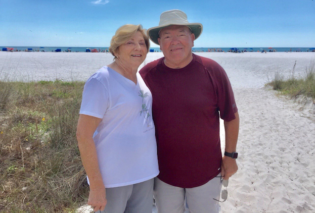 Скотти Боумэн с женой Суэллой.