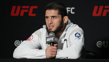 Махачев и Царукян провели дуэль взглядов перед боем на UFC 311