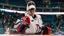 Сын олимпийского чемпиона Кошечкина дебютировал в КХЛ! Отстоял на ноль в первом же матче