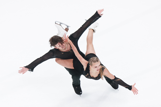 Иван Букин и Александра Степанова. Фигуристы Иван Букин и Александра Степанова