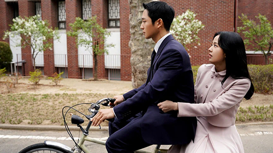 Кадр из сериала «Подснежник», реж. Чо Хён-тхак / SLL