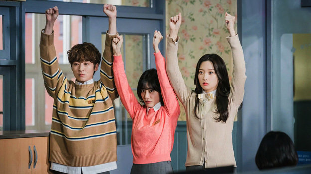 Кадр из сериала «Истинная красота», реж. Ким Сан-хёп/ tvN