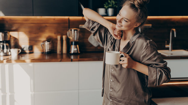 Девушка в пижаме