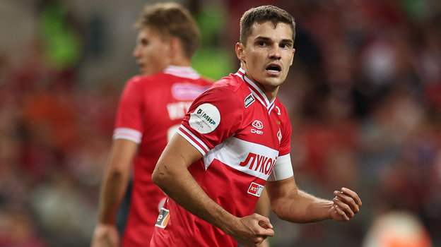 Полузащитник «Спартака» Роман Зобнин.