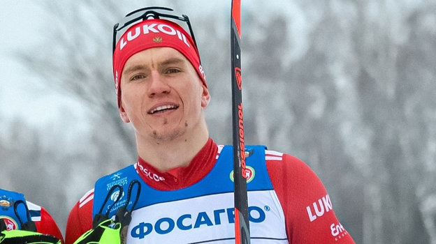 Лыжник Александр Большунов