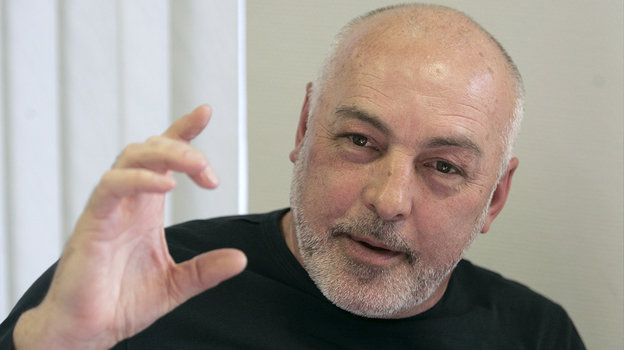 Хоккеист Виктор Нечаев