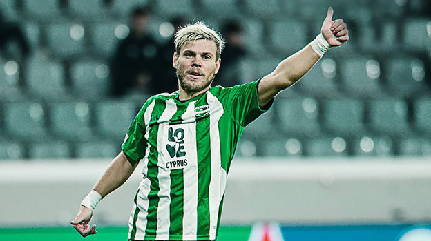 Нападающий «Ариса» Александр Кокорин