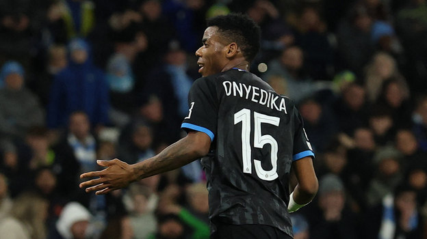 Рафаэль Оньедика открыл счет в матче с «Ман Сити».