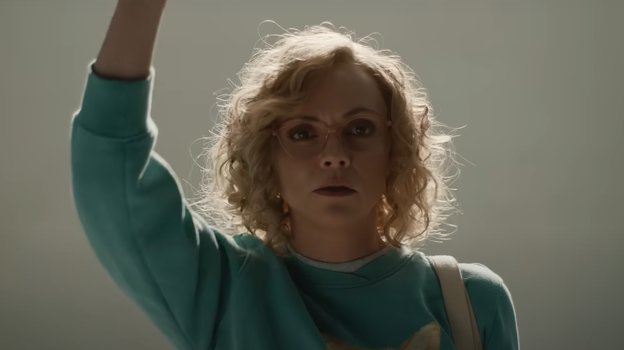 Кадр из 3-го сезона сериала «Шершни», реж. Барт Никерсон, Джонатан Лиско, Пит Чатмон / Showtime