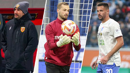 Главный тренер «Алании» Спартак Гогниев и футболисты Илья Свинов и Евгений Марков.