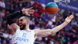 «Надеюсь, что получу приз лучшего защищающегося игрока сезона». Жбанов — о победе над ЦСКА