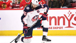 Невезение россиян в НХЛ продолжается: очередной топ-форвард получил серьезную травму