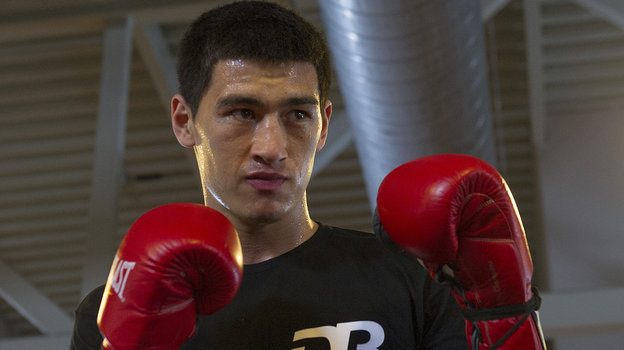 Боксер Дмитрий Бивол