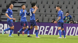 Футболисты «Шанхай Шэньхуа»