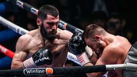 Бетербиев сокрушал соперников и на старте карьеры, и в титульных боях. Пять самых быстрых нокаутов Артура