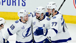 Исторический матч для Кучерова и Тарасенко: один установил рекорд «Тампы» всех времен, другой — забил 300-й гол в НХЛ!