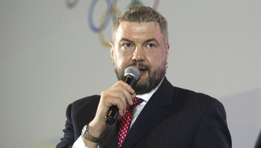 Комментатор Роман Скворцов.