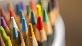 Международный день цветных карандашей